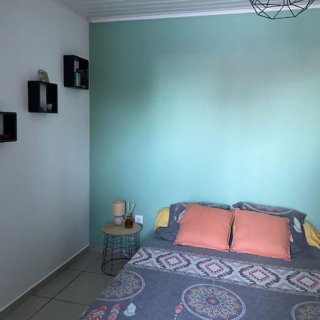 Escapade Dans L'Est Chambre Confort Avec Piscine Bras-Panon 外观 照片